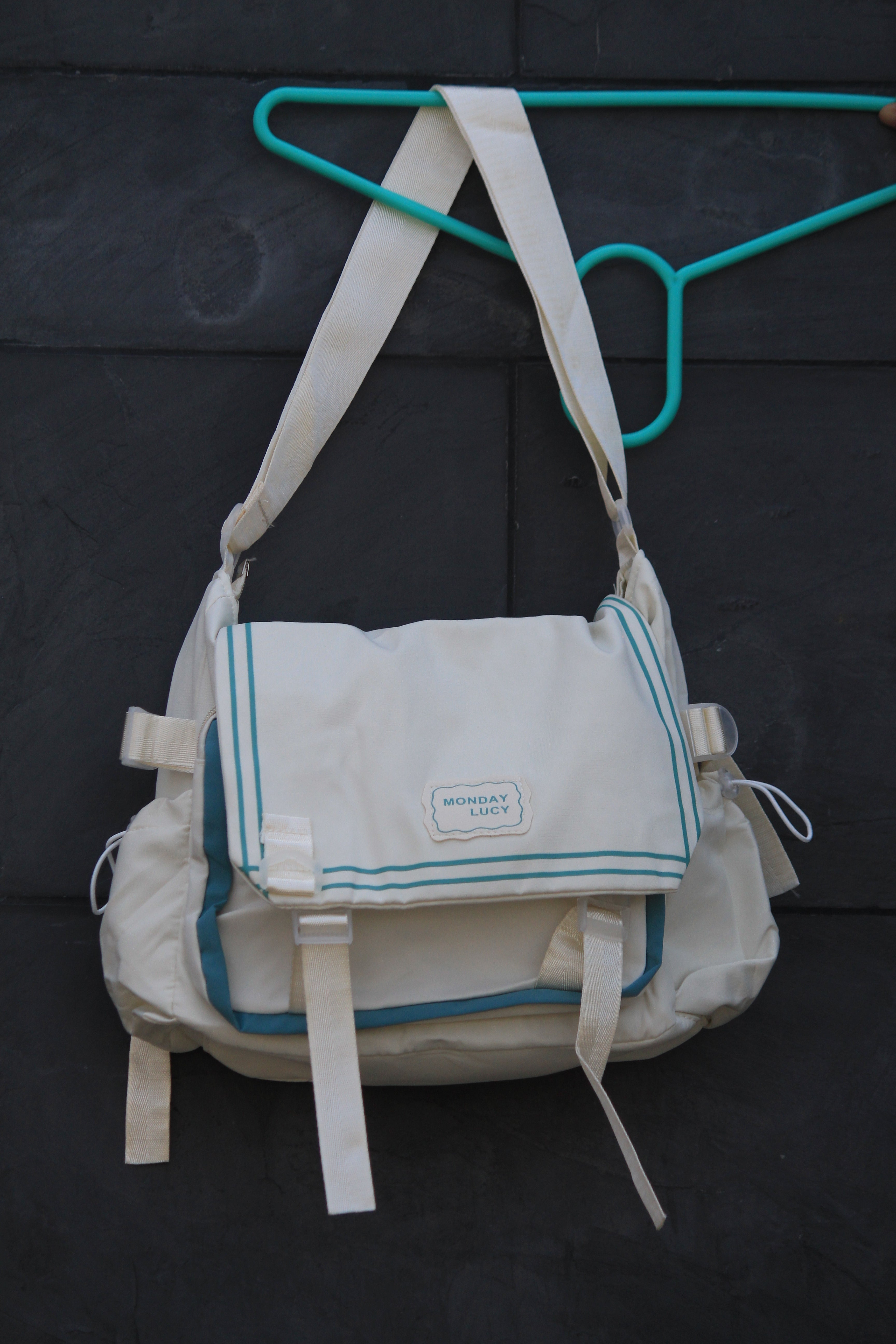 Lucy Totte + Sling Bag